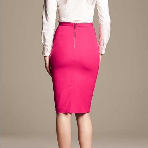 Roland Mouret x Banana Republic stretch midi pencil skirt. - Picture 2 of 7